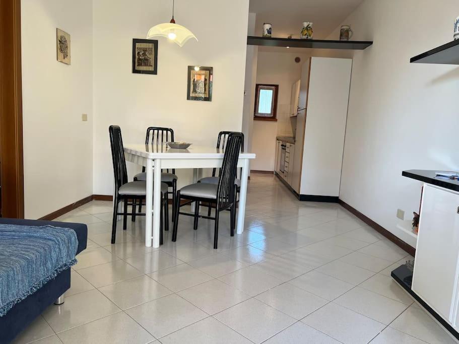 Giuly Beth'S House Apartment Brenzone sul Garda Exterior photo
